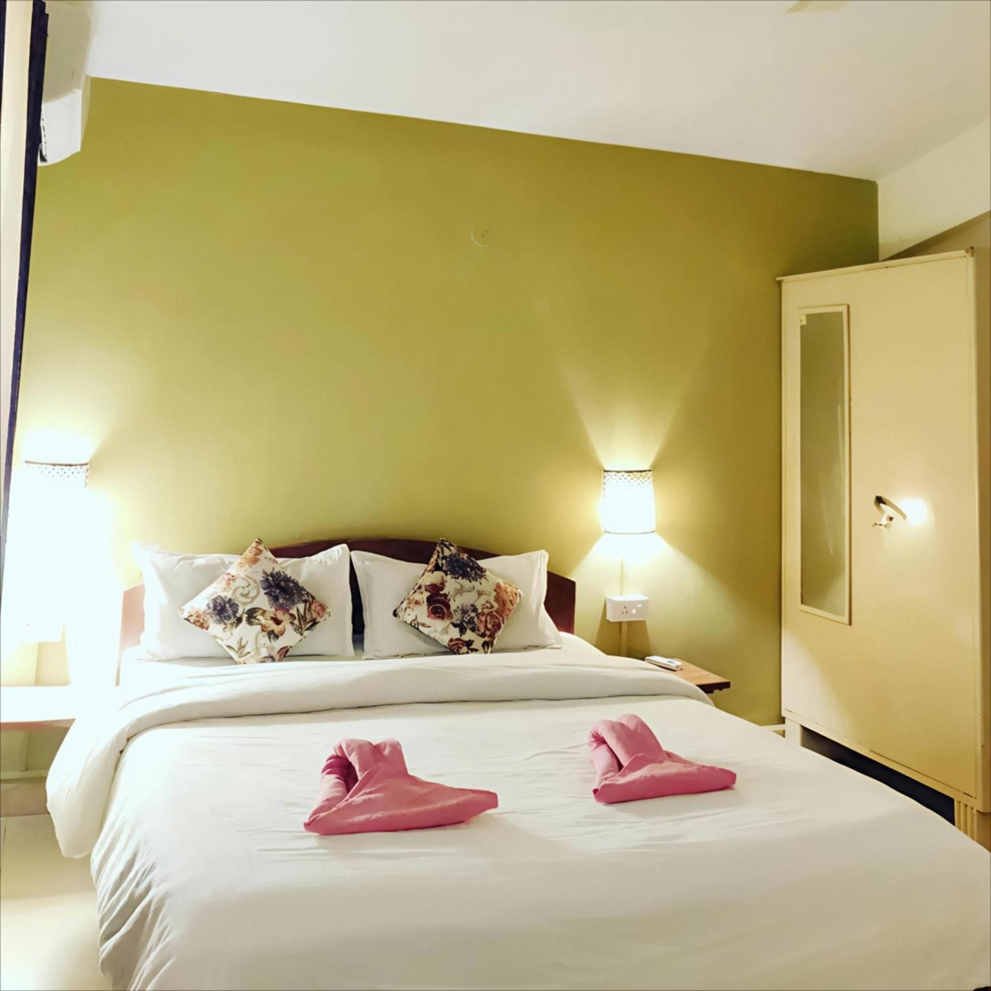 Ocean Walk Apartments 2Bhk Calangute Zewnętrze zdjęcie